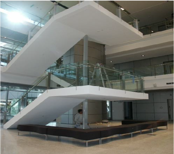 06-03-seating-barrier